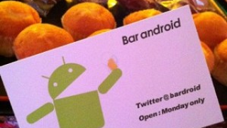 Get Gingerbread RIGHT NOW at Bar Android